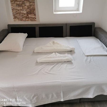 View Rooms Πίσω Λιβάδι Εξωτερικό φωτογραφία